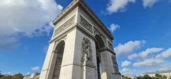 triumph arch L'Arc de Triomphe / Paris Triumph Arch
